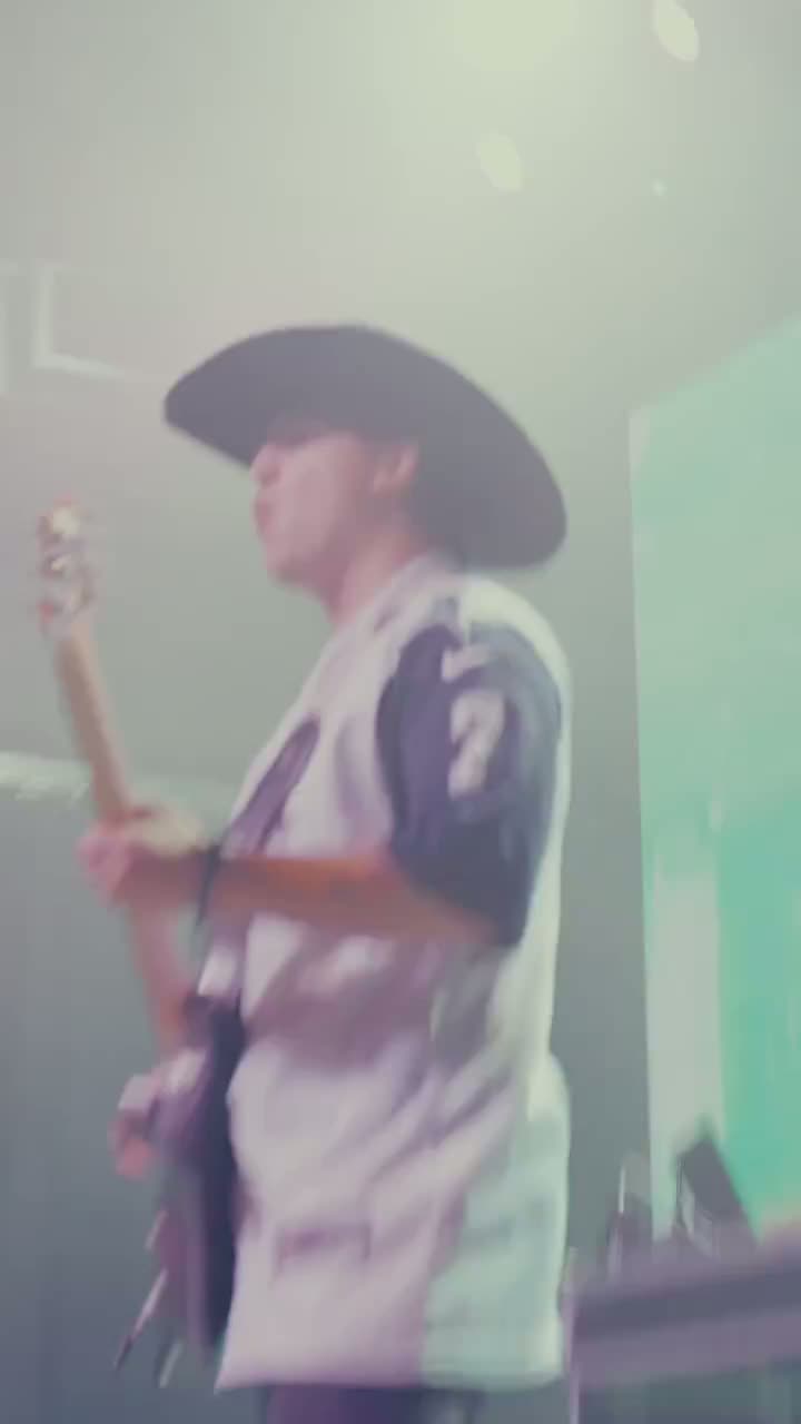 Jordan Miller performing in Dallas on the Boots N'Beats tour