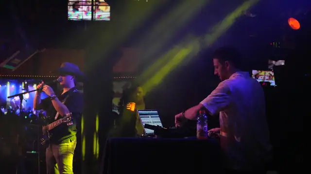 Jordan Miller and MIXMODE at Joe's on Weed St., Chicago IL, December 31, 2025, photo 9