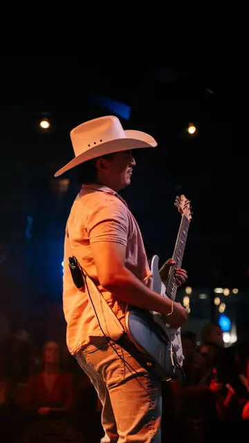 Jordan Miller and MIXMODE at Goldfield Trading Post, Roseville CA, May 2, 2025, photo 14