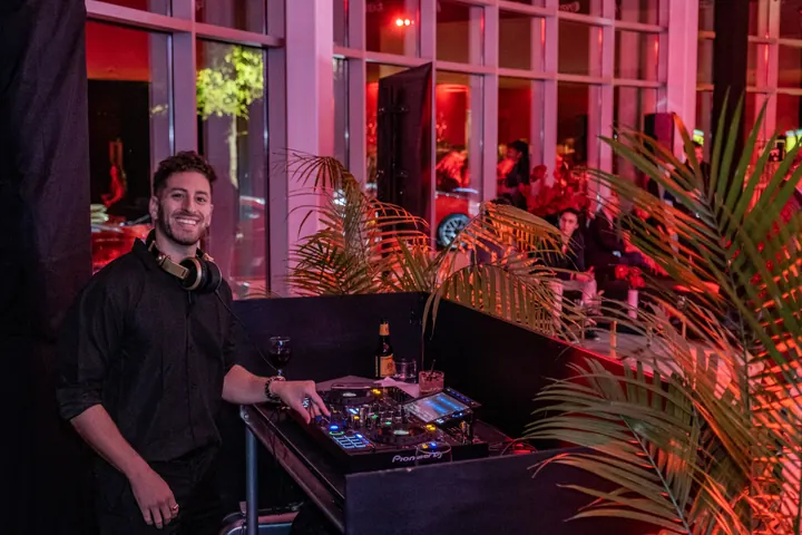 Ferrari F1 Reception 2023, SF90 unveiling, with Jordan Miller: DJ Smiling (photo 6 of 13)