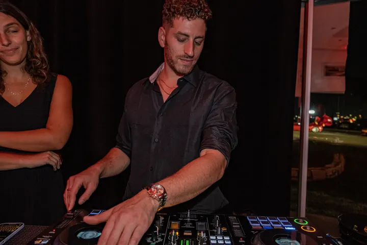 Jordan Miller DJing the Ferrari reveal party during Formula 1 weekend in Austin, 2023 (photo 94 of 99)