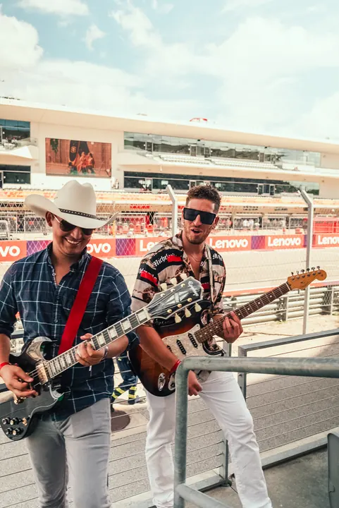 Jordan Miller with guitar at the US Grand Prix, Circuit of the Americas, 2023 (photo 13 of 16)