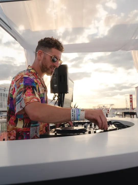 Jordan Miller performing at Club Si during the US Grand Prix at COTA, 2024 (photo 19 of 28)